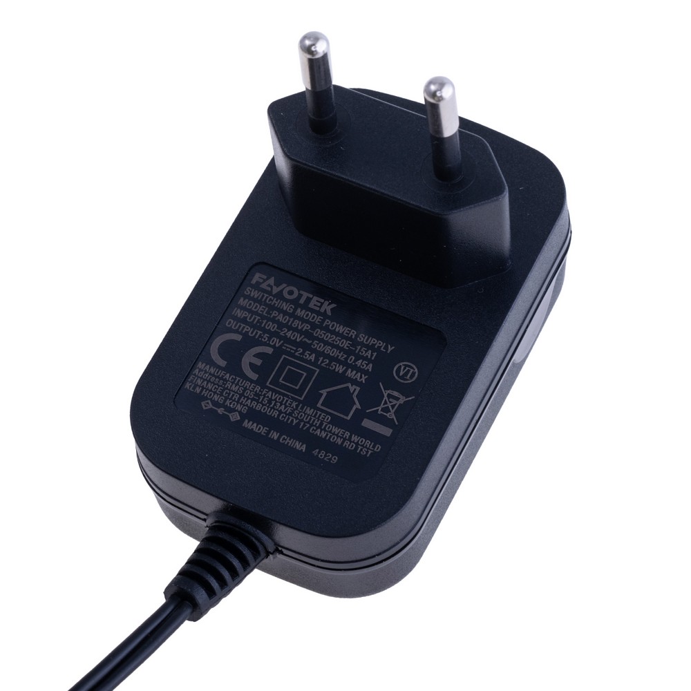 Блок живлення з вилкою 12W 5V, роз'єм:2.1x5.5 mm, PA018VP-050250E-15A1