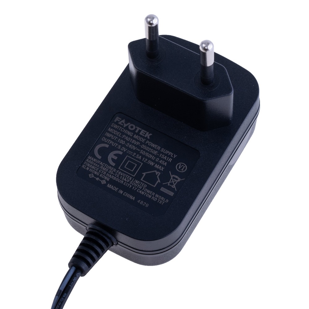 Блок живлення з вилкою 12W 5V, роз'єм:2.1x5.5 mm, PA018VP-050250E-15A1R