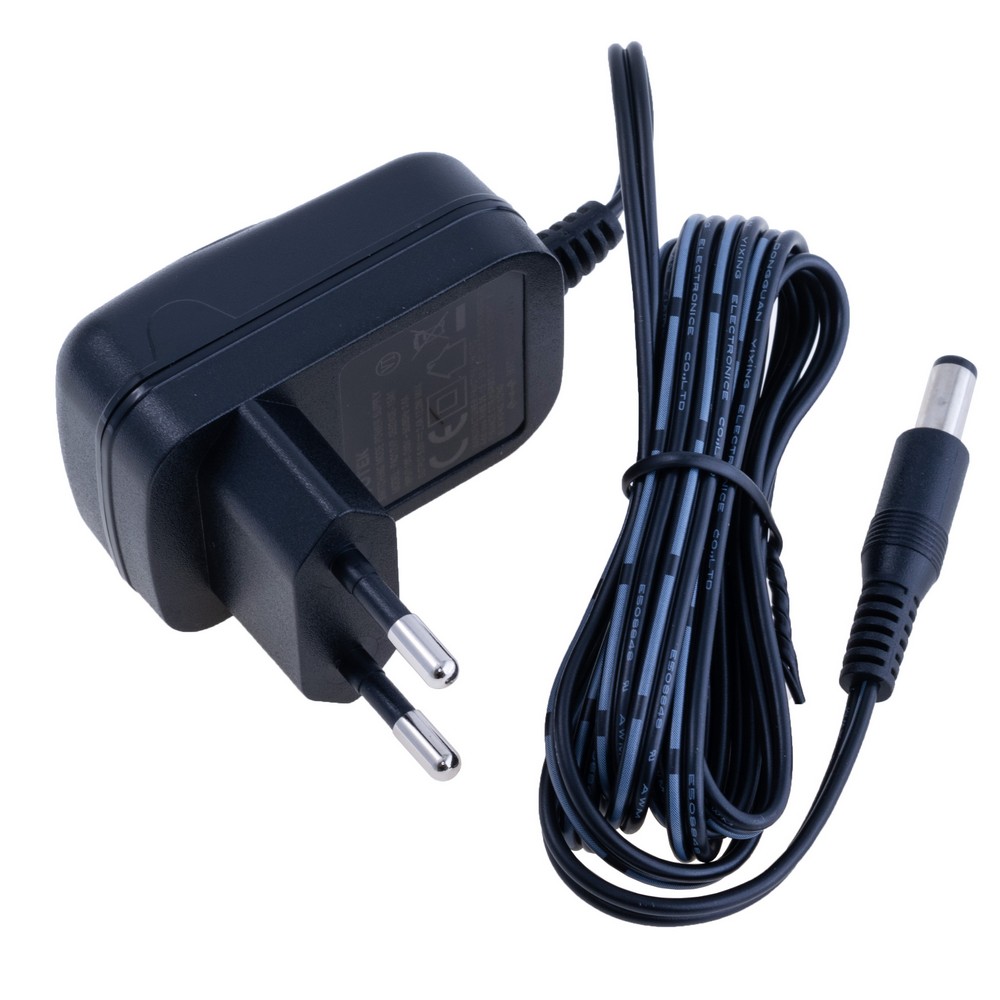 Блок живлення з вилкою 12W 5V, роз'єм:2,1x5,5 mm, PA012VP-050240E-15A1 FAVOTEK