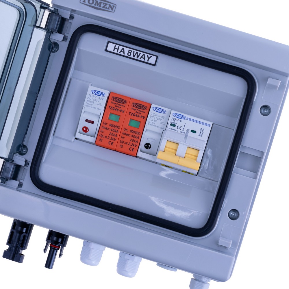 Збірка для захисту систем із сонячними панелями 1 input 1 out DC 600V Fuse MCB SPD Waterproof Box IP65 8ways 1 input 1 out DC 600V 16A DC MCB