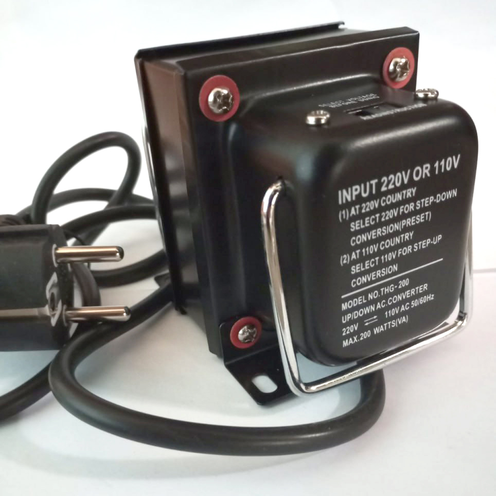 Трансформатор перетворювач 220-110V, AC200W