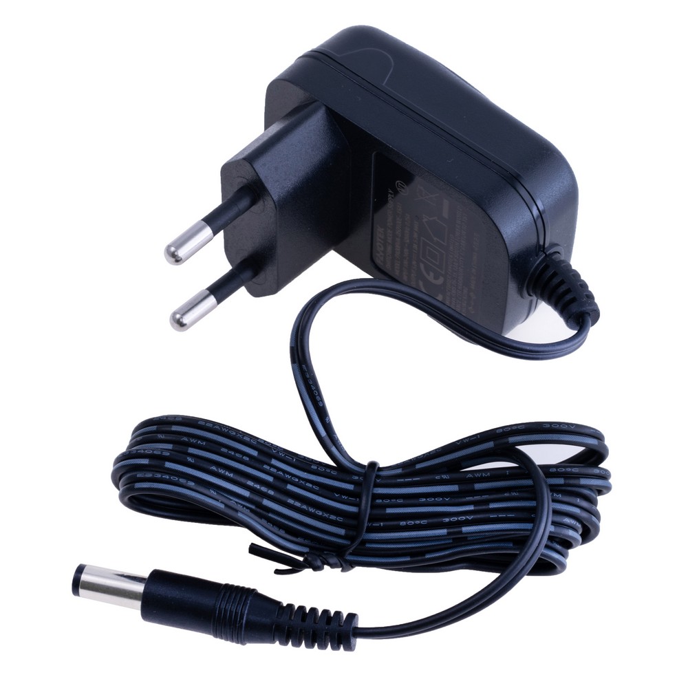 Блок живлення з вилкою 5W 5V, роз'єм:2.1x5.5 mm, PA006VA-050100E-15A1