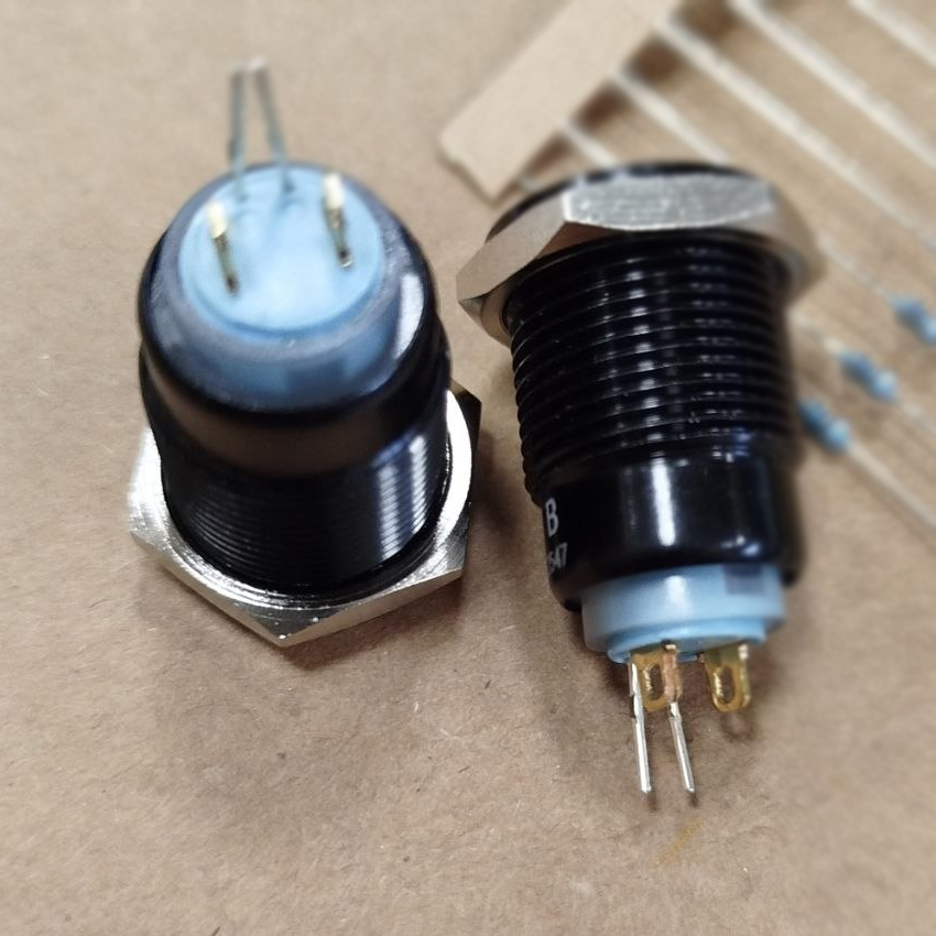 Кнопка антивандальна з фіксацією, чорна, синє підсвічування 12V через резистор, GQ16F-10EL/A