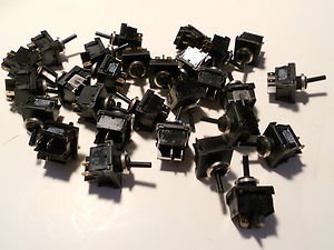 Тумблер 2 положення (ON-ON), 2 групи (Kema Keur miniature toggle switches 6 amp) Тумблер 2 положення (ON-ON), 2 групи (Kema Keur miniature toggle switches 6 amp)