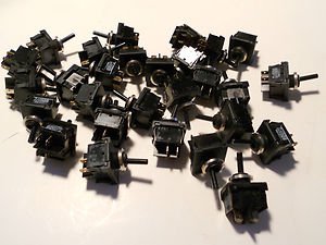 Тумблер 2 положення (ON-ON), 2 групи (Kema Keur miniature toggle switches 6 amp)