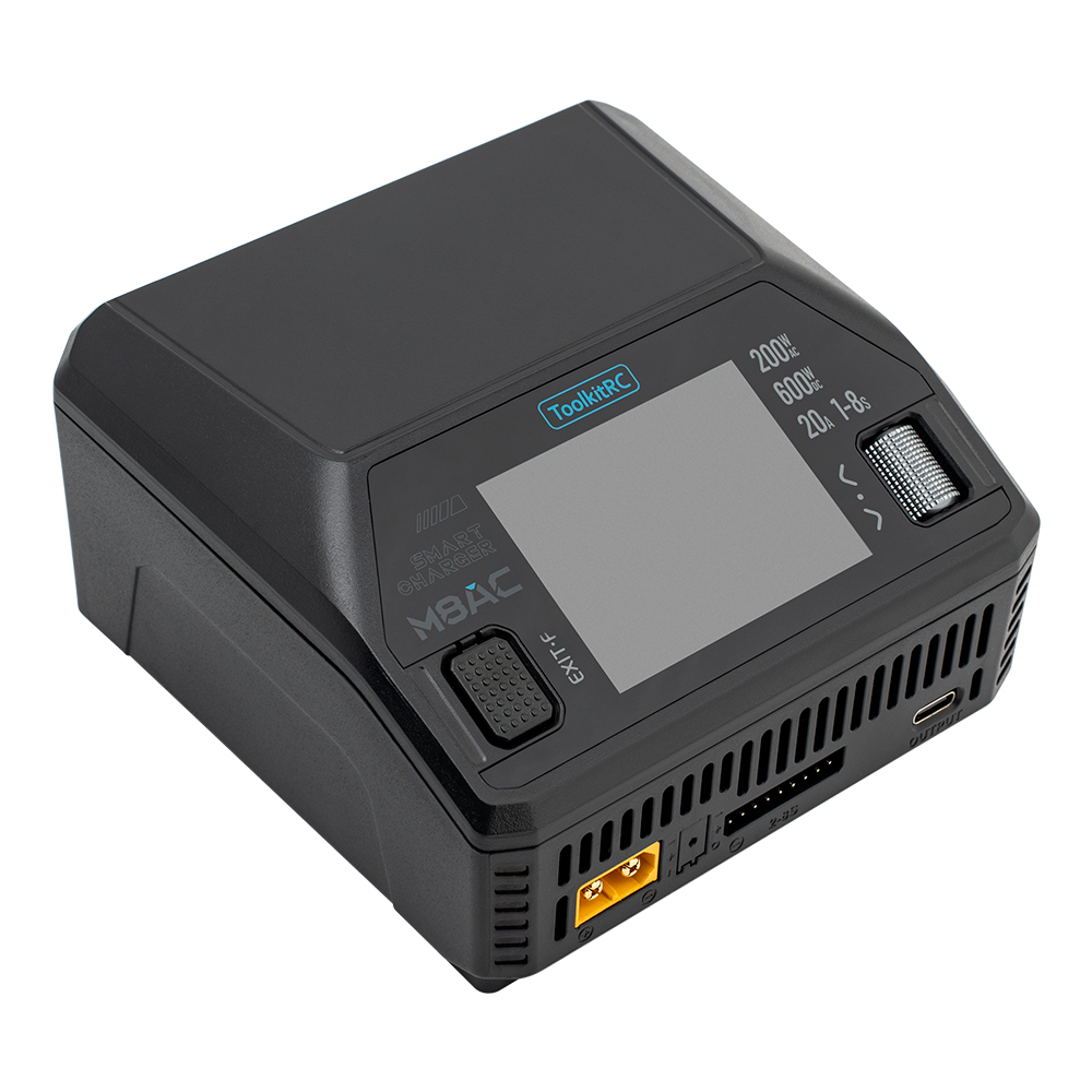 M8AC зарядний пристрій (TK14000 – ToolkitRC)
