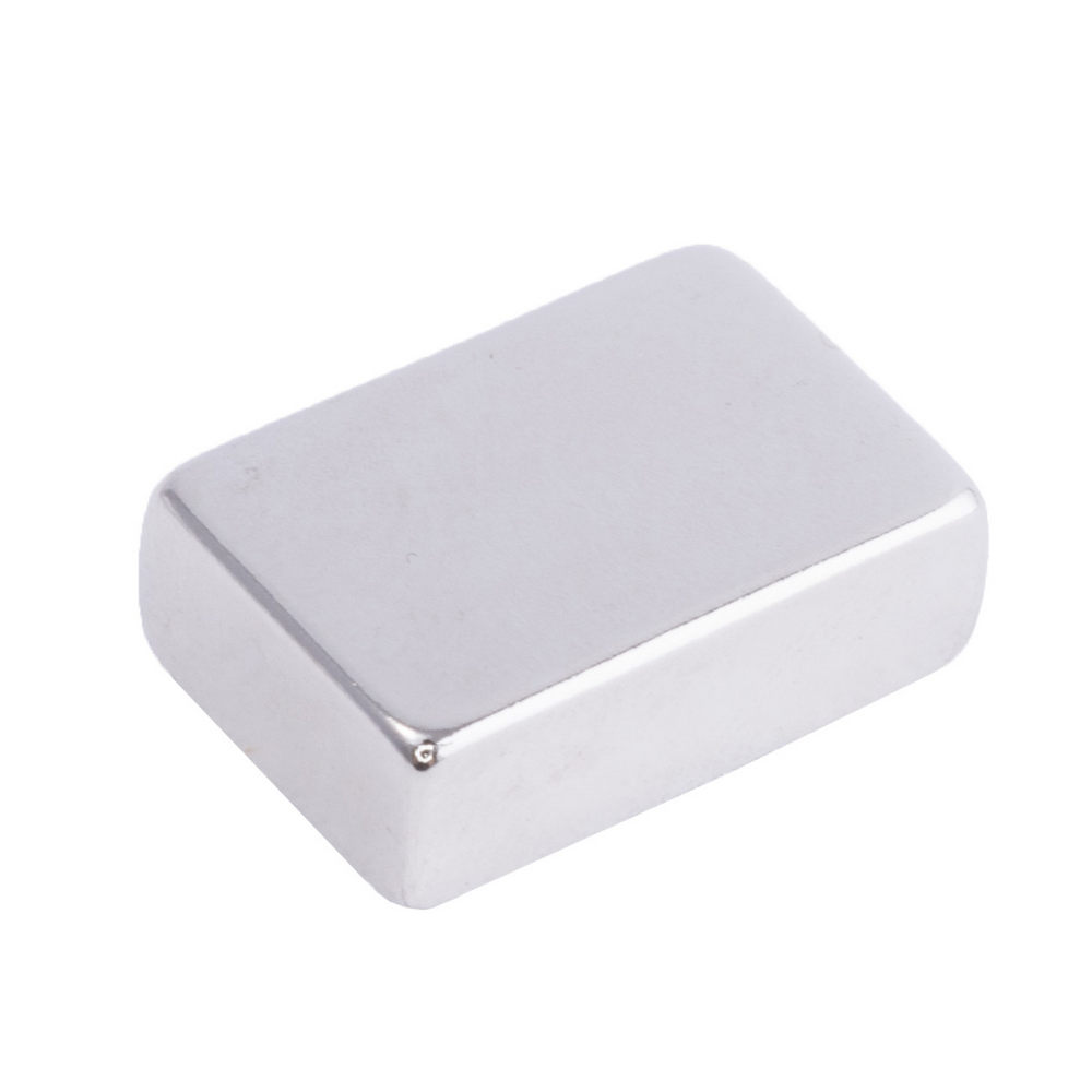 Магніт NdFeB, Блок 18 x 12 x 6 mm (N38), Ni + Cu + Ni (нікель) Магніт NdFeB, Блок 18 x 12 x 6 mm (N38), Ni + Cu + Ni (нікель)