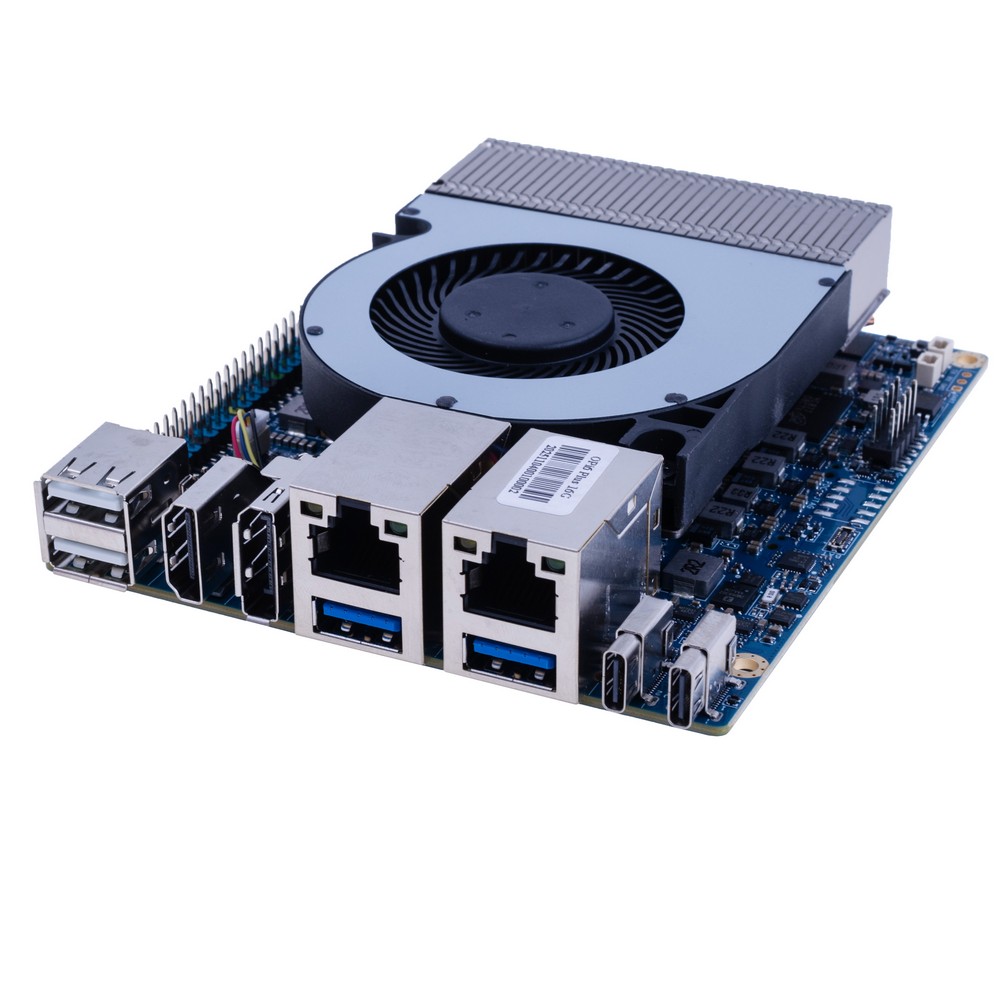 Мікрокомп'ютер Orange Pi 6 Plus 16G з охолодженням