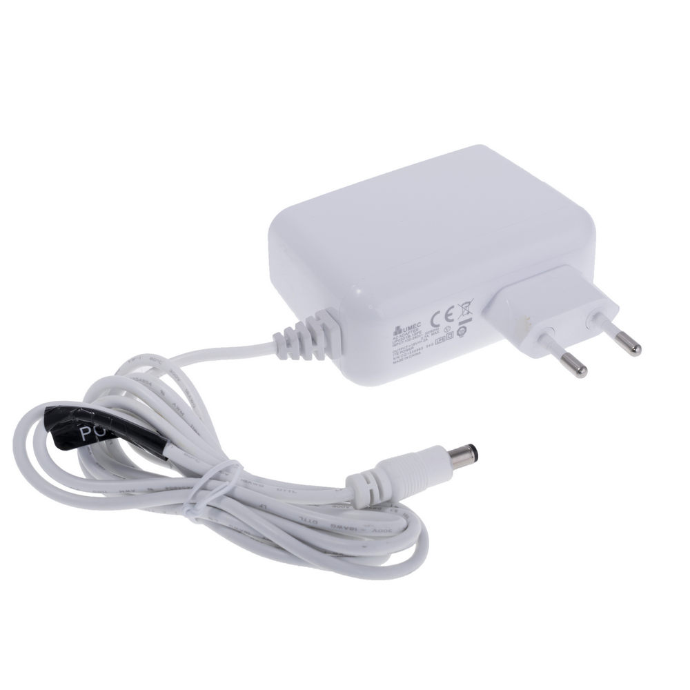 Блок живлення з вилкою 30W 15V, роз'єм:2.1x5.5мм, UP0301B-15PE Блок живлення з вилкою 30W 15V, роз'єм:2.1x5.5мм, UP0301B-15PE