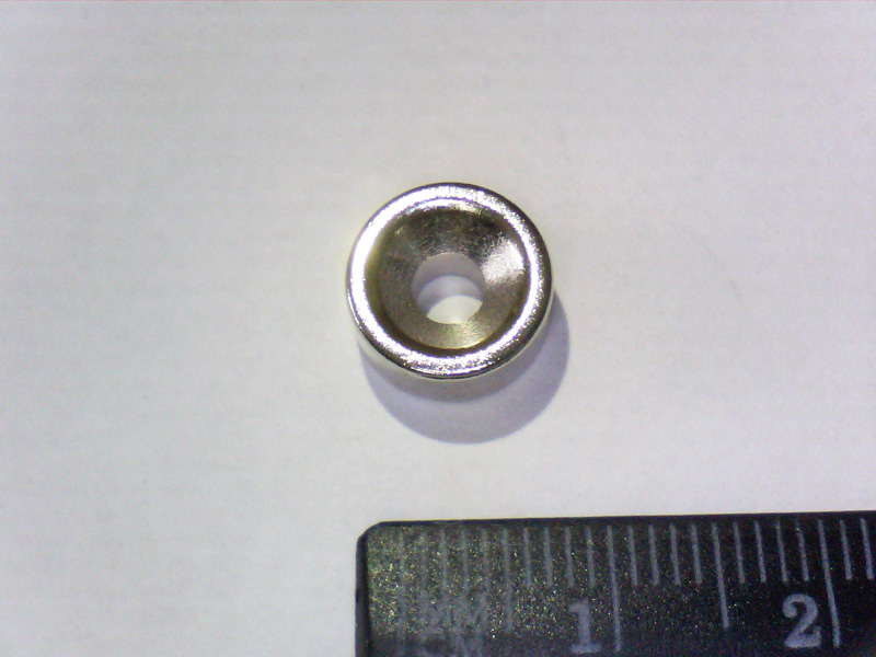 Магнит NdFeB, Шайба под винт М3 OD10 x ID7/3,5 x 5 mm (N38), Ni+Cu+Ci (никель)