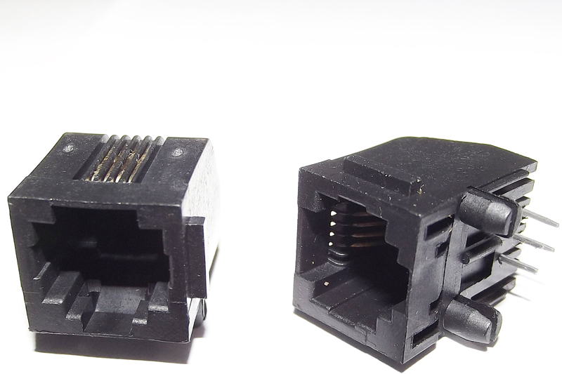 Розетка YH-57-21 5722 6P4C Розетка YH-57-21 5722 6P4C