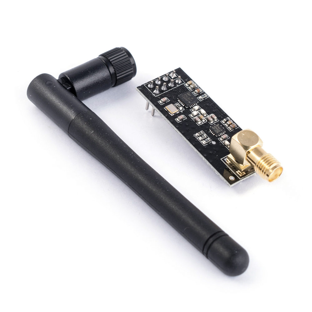 NRF24L01 приемо-передатчик 2,4GHz, с SMA антенной NRF24L01 приемо-передатчик 2,4GHz, с SMA антенной