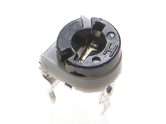 10 kOhm SF065 10K (потенціометр вивідний, регулювання зверху; крок 5х2,5) 10 kOhm SF065 10K (потенціометр вивідний, регулювання зверху; крок 5х2,5)
