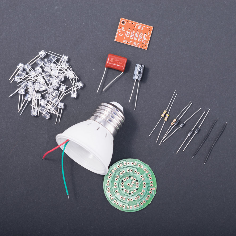 Светодиодная лампа 38LED для самостоятельной сборки Светодиодная лампа 38LED для самостоятельной сборки