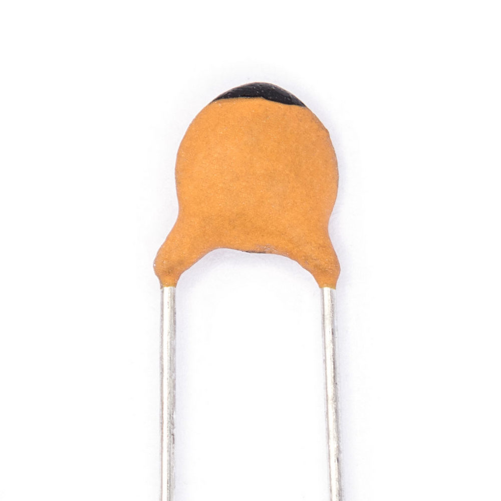 1pF 1kV NP0 C(+/-0,25pF) D<=5,8mm (TCH3A010C-L516B-Hitano) 1pF 1kV NP0 C(+/-0,25pF) D<=5,8mm (TCH3A010C-L516B-Hitano)